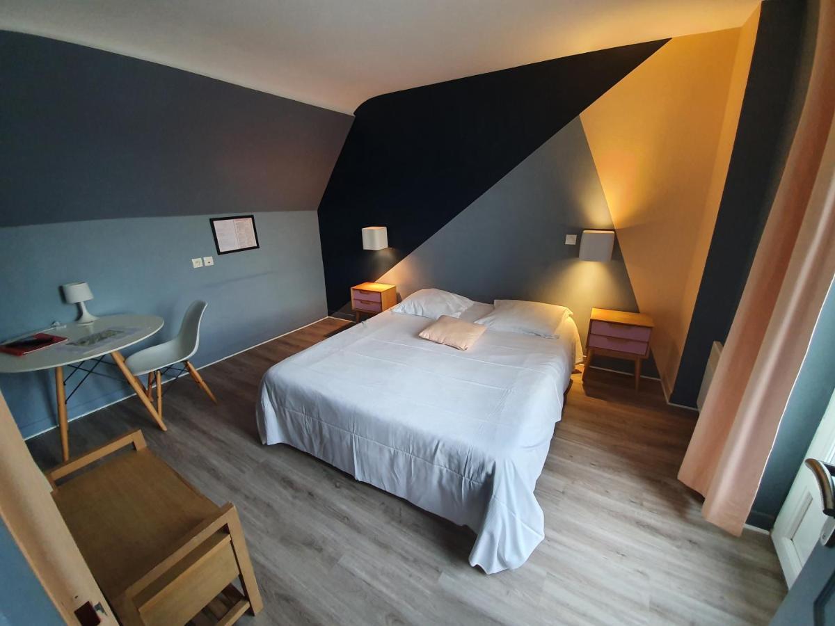 Hotel-Restaurant Le Flobart เลอปอร์เตล ภายนอก รูปภาพ