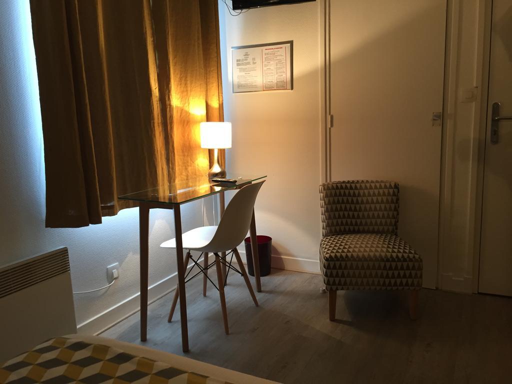 Hotel-Restaurant Le Flobart เลอปอร์เตล ภายนอก รูปภาพ